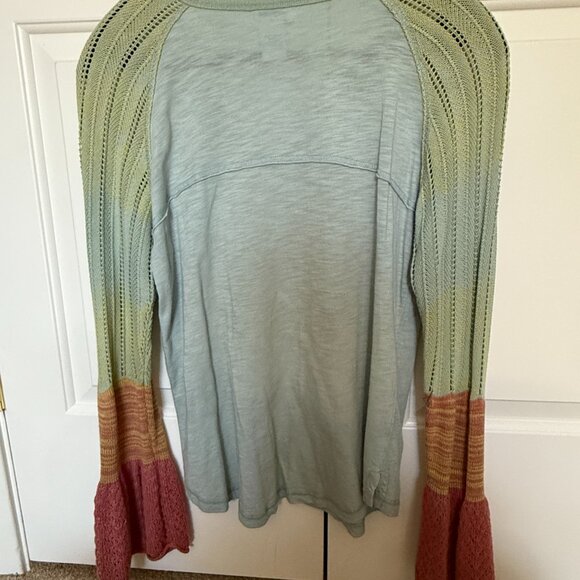 Sundance Cozy Canyon Knit Bell Sleeve Top Size M - Picture 2 of 3